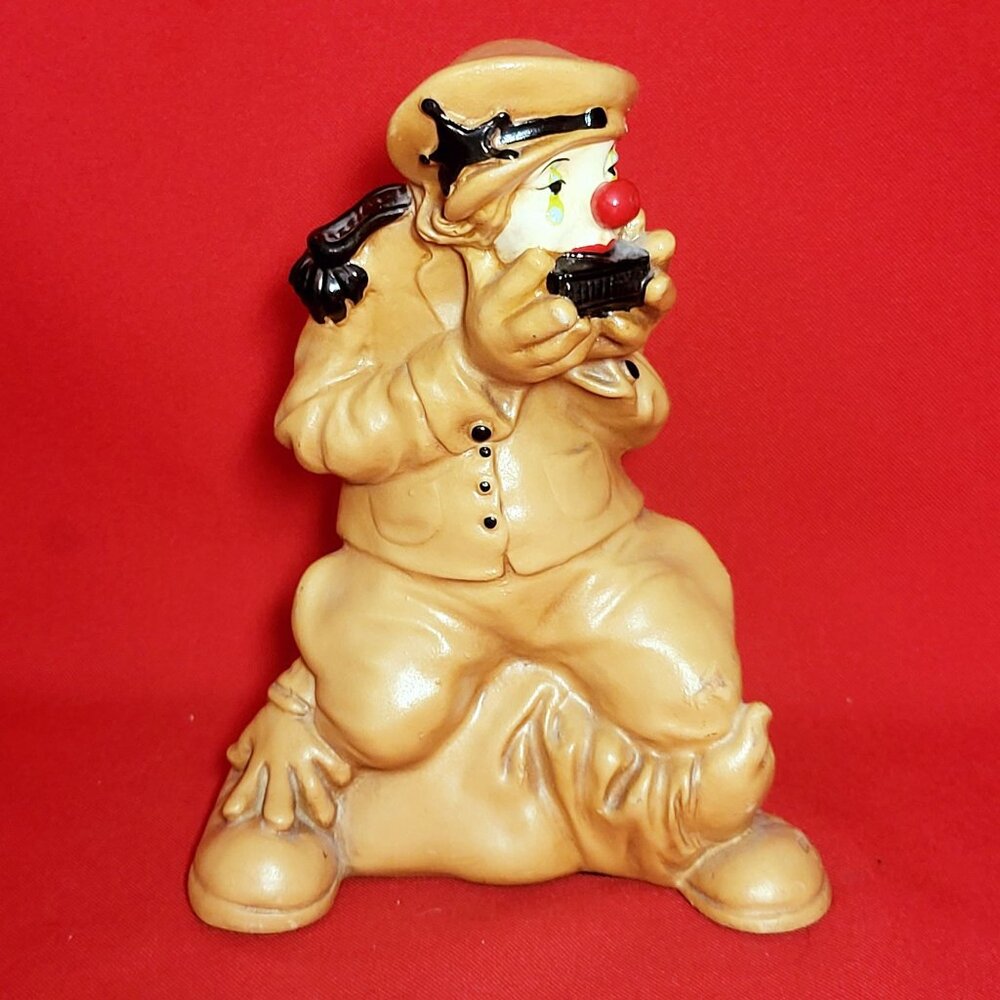 Vintage Andreoli Clown Playing Harmonica Baby Clown Holding On Sculpture 1979 Fi